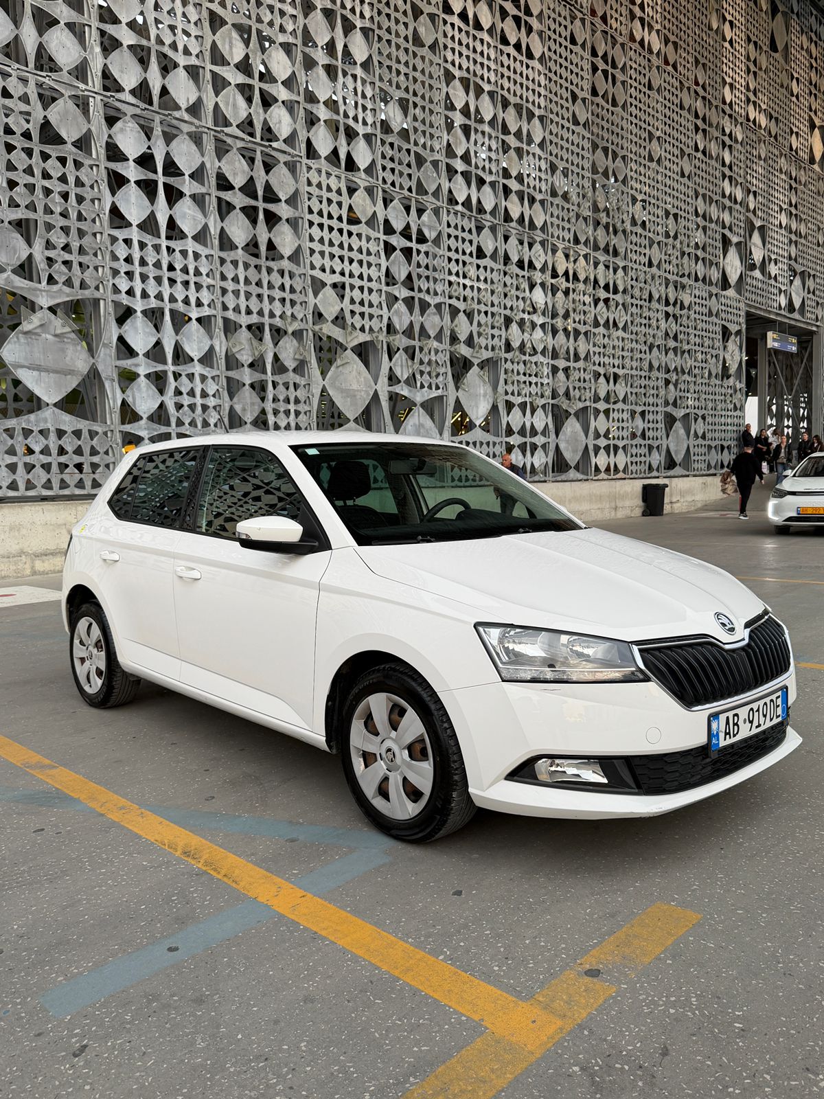 SKODA FABIA SIMILAR